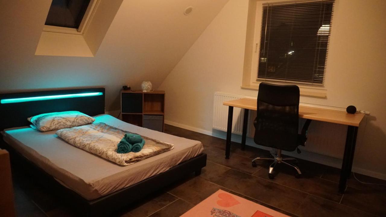 Neubau, Moderne Haushaelfte In Hamburg Apartment Екстериор снимка